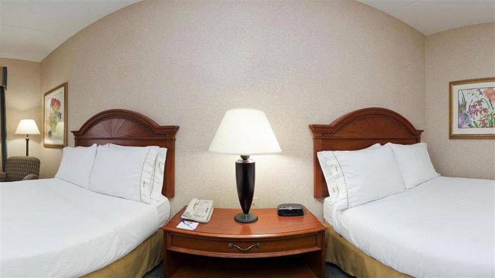 Holiday Inn Express Pittsburgh-Bridgeville By Ihg Экстерьер фото